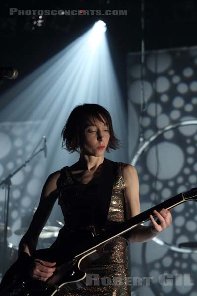 JEANNE CHERHAL - 2010-03-09 - PARIS - Le Bataclan - 